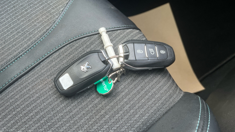 Peugeot 3008 1.5 BlueHDi Allure Premium 5dr Diesel Estate